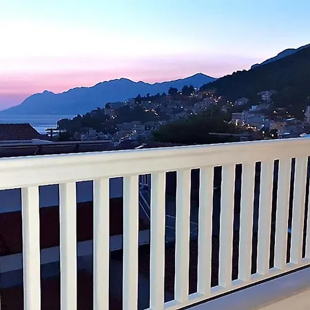 Mit Terrasse Und Herrlichem Ausblick In Strandnaehe Apartment *