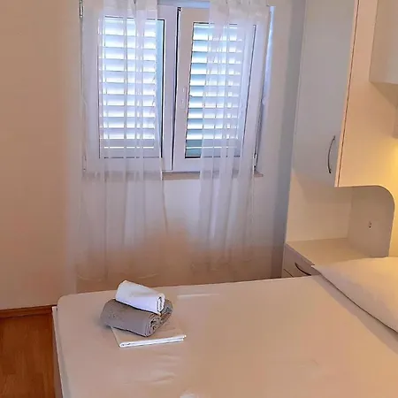 Mit Terrasse Und Herrlichem Ausblick In Strandnaehe Apartment *