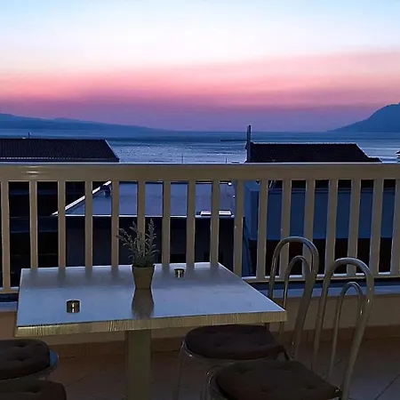 Mit Terrasse Und Herrlichem Ausblick In Strandnaehe Apartment Baska Voda