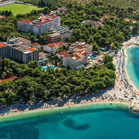 Mit Terrasse Und Herrlichem Ausblick In Strandnaehe Baska Voda